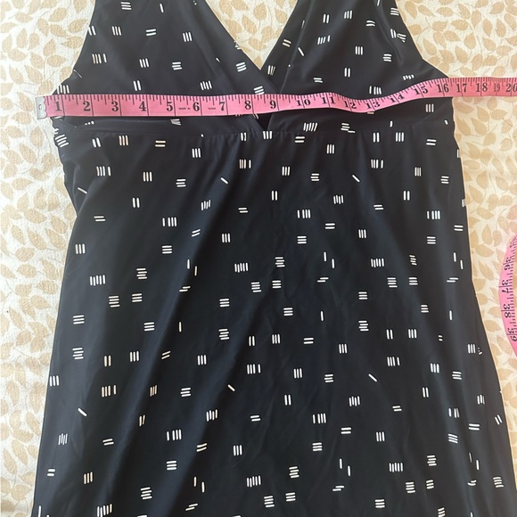 Carve Designs Black & White Hatch Print UPF 50+ 83% Nylon Active/Swim Dress Xl - Picture 13 of 14